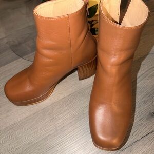 Intentionally blank boots